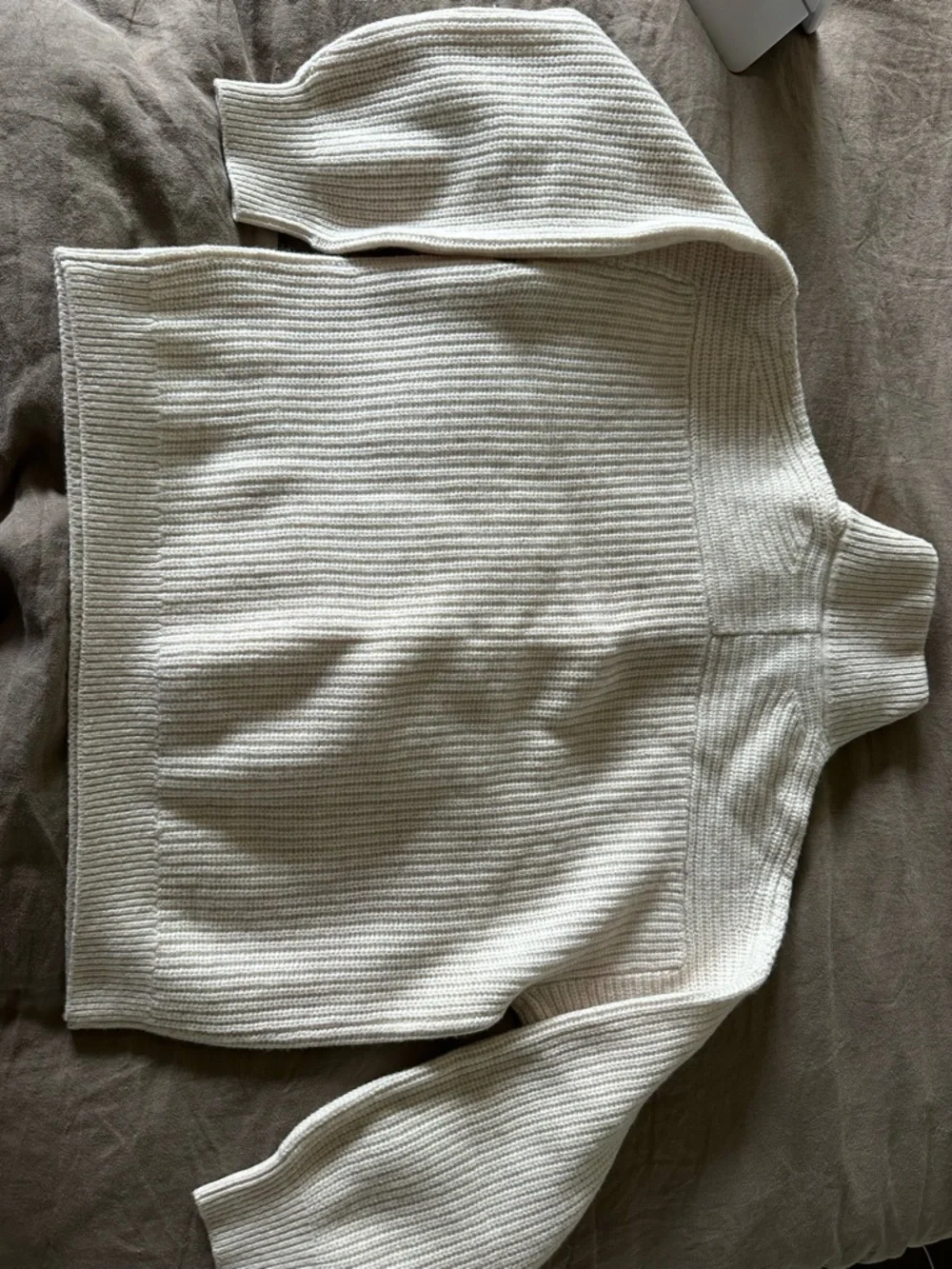 Everlane Half‑Zip Wool Sweater in Light Beige - Picture 5 of 5